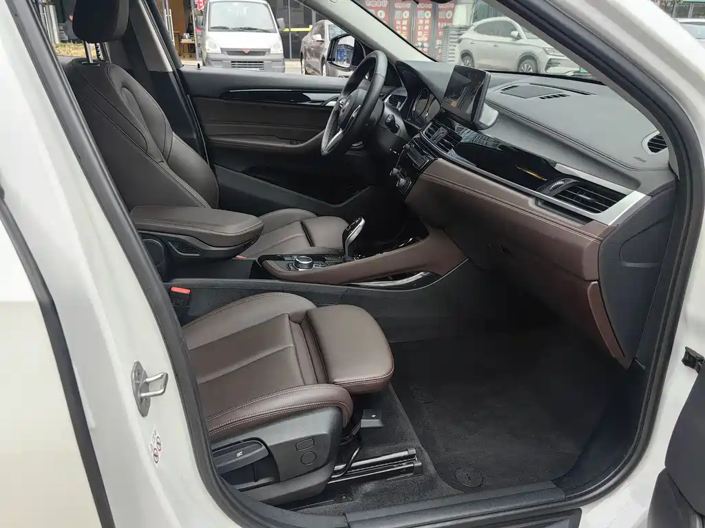 BMW X2 2022 — фото 19