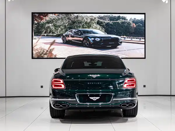 Bentley Flying Spur 2023