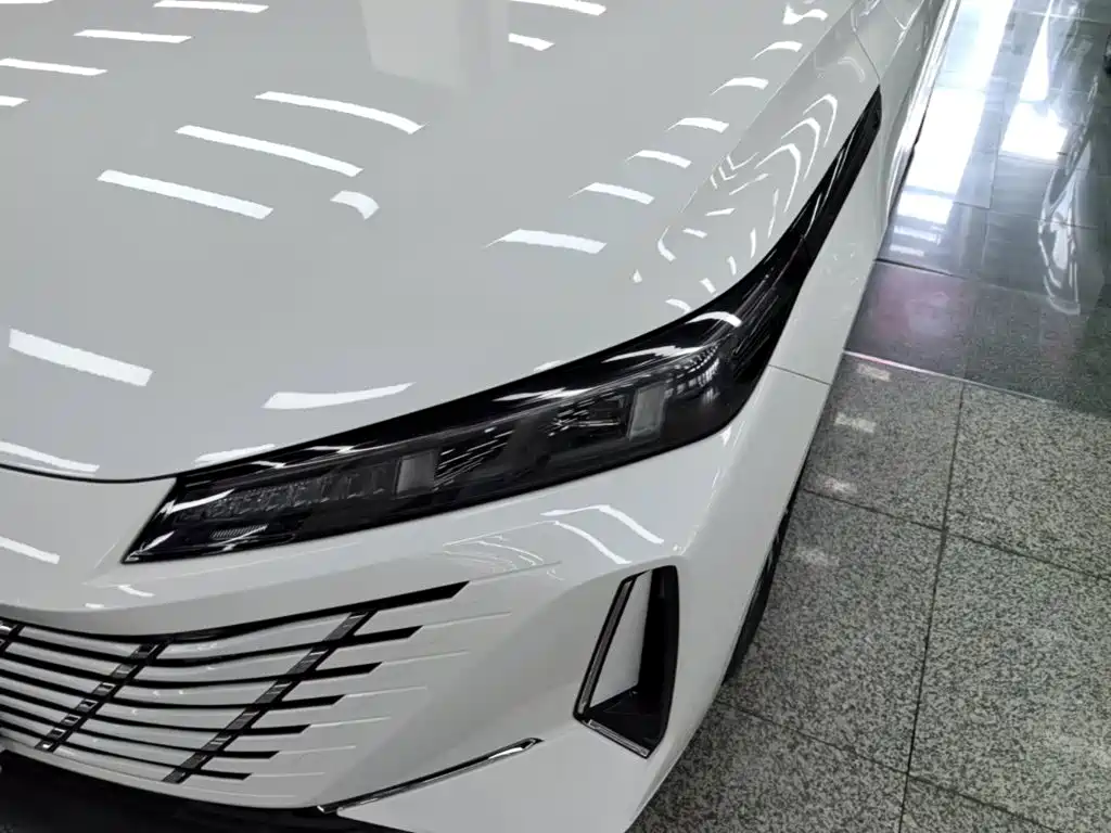 Changan Eado PHEV 2026 — фото 24