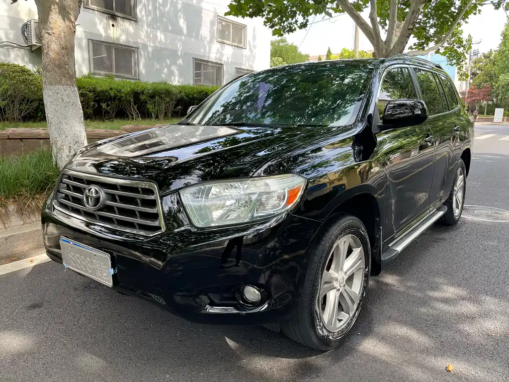 Toyota Highlander 2011 — фото 2