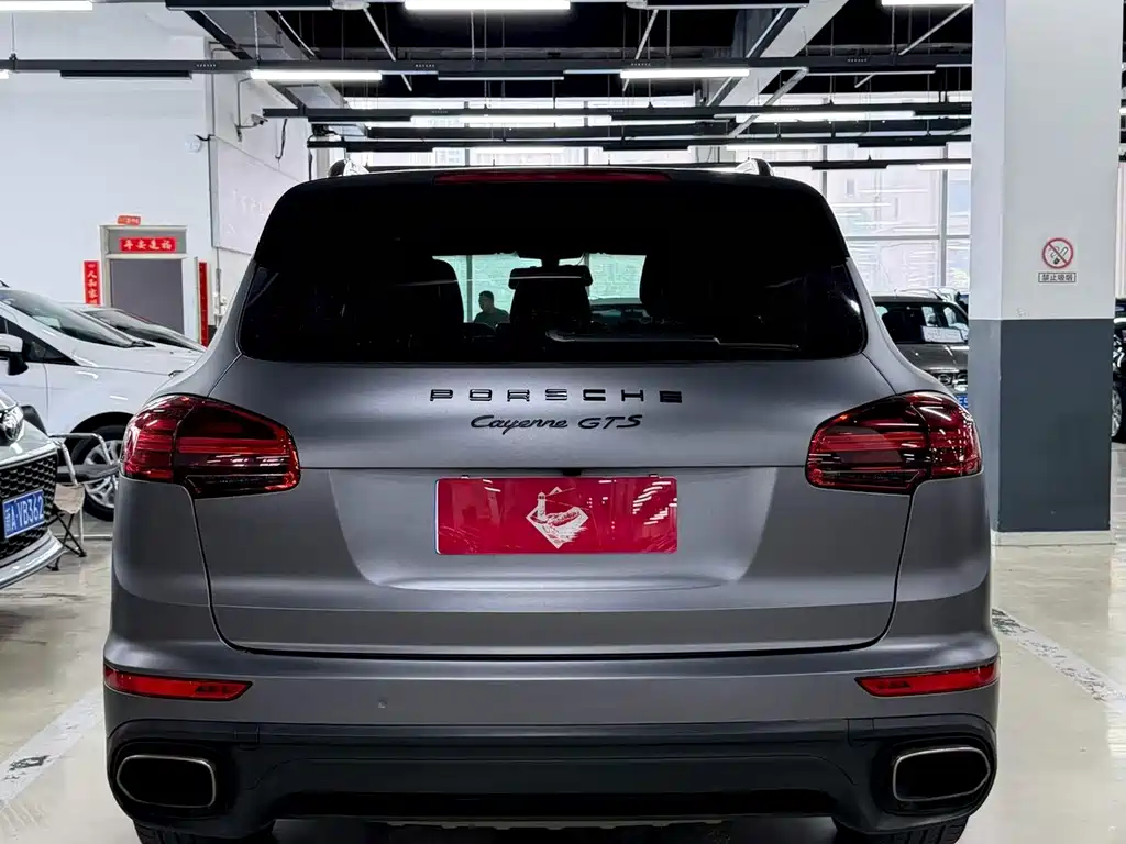 Porsche Cayenne 2015 — фото 8