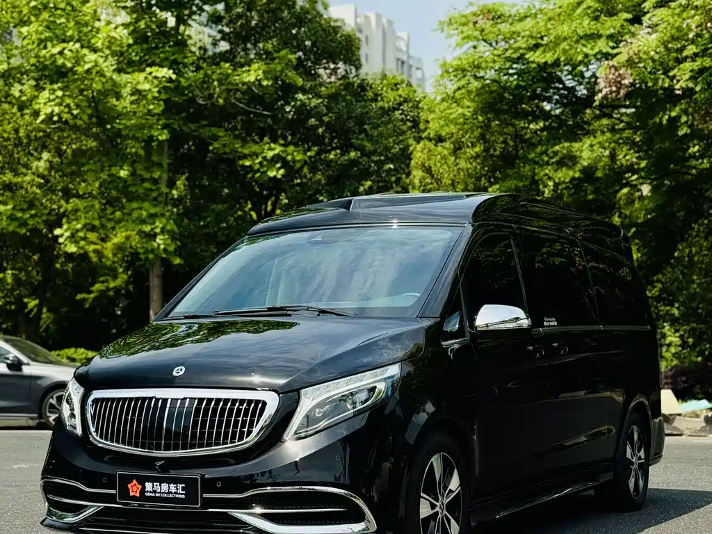 Mercedes-Benz V-Class 2023