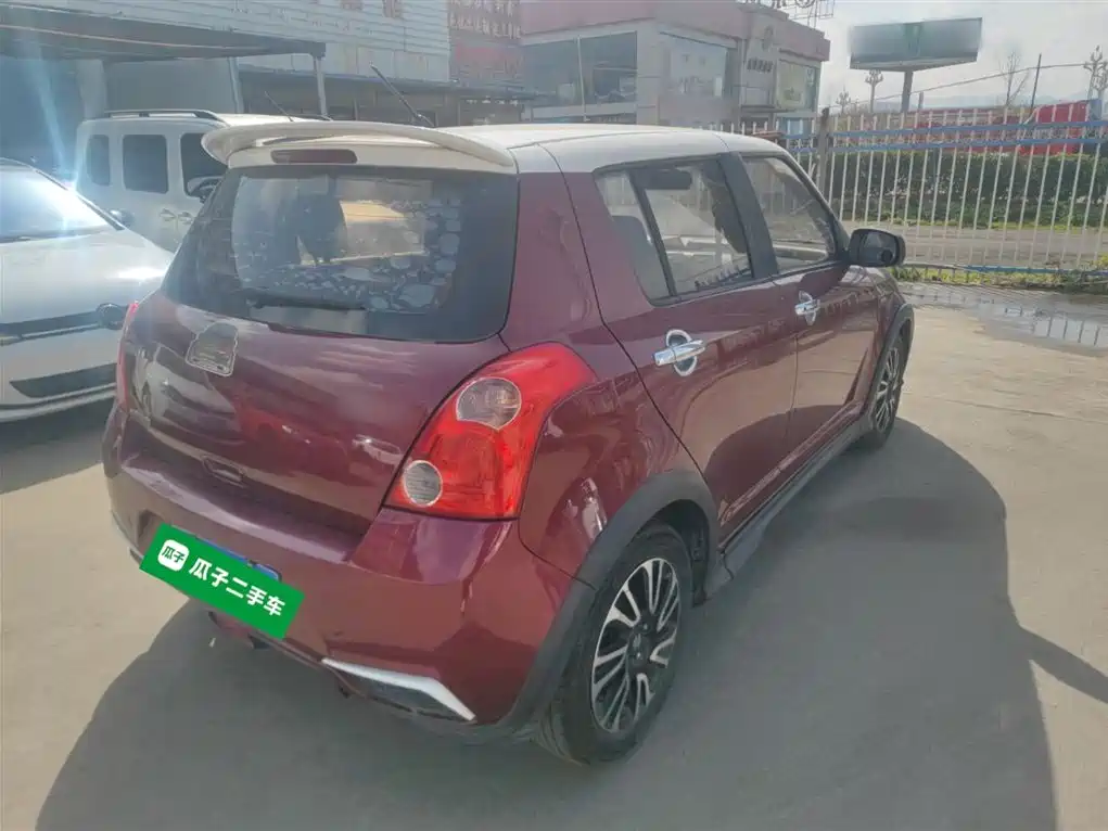 Suzuki Swift 2017 — фото 7