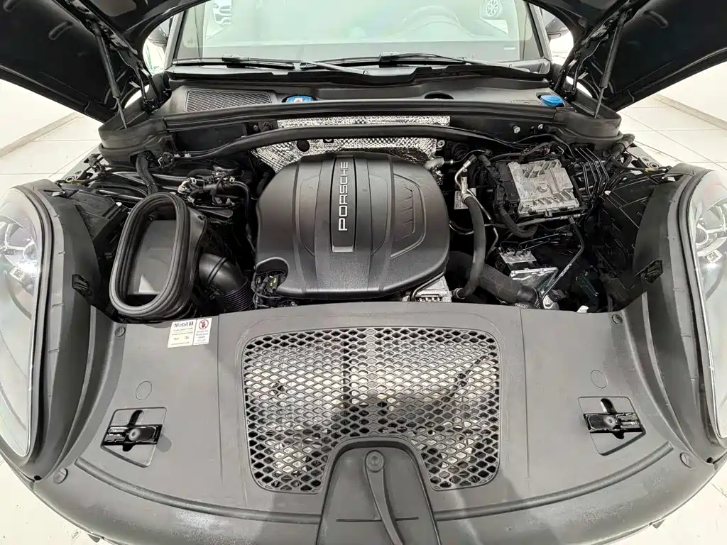 Porsche Macan 2021 — фото 12