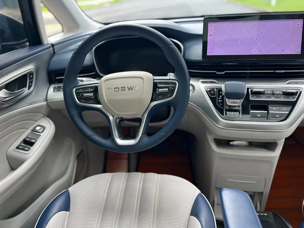 Roewe iMAX8 2021 — фото 12