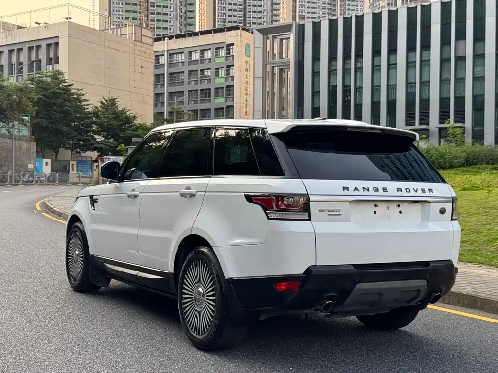 Land Rover Sport 2014 — фото 17