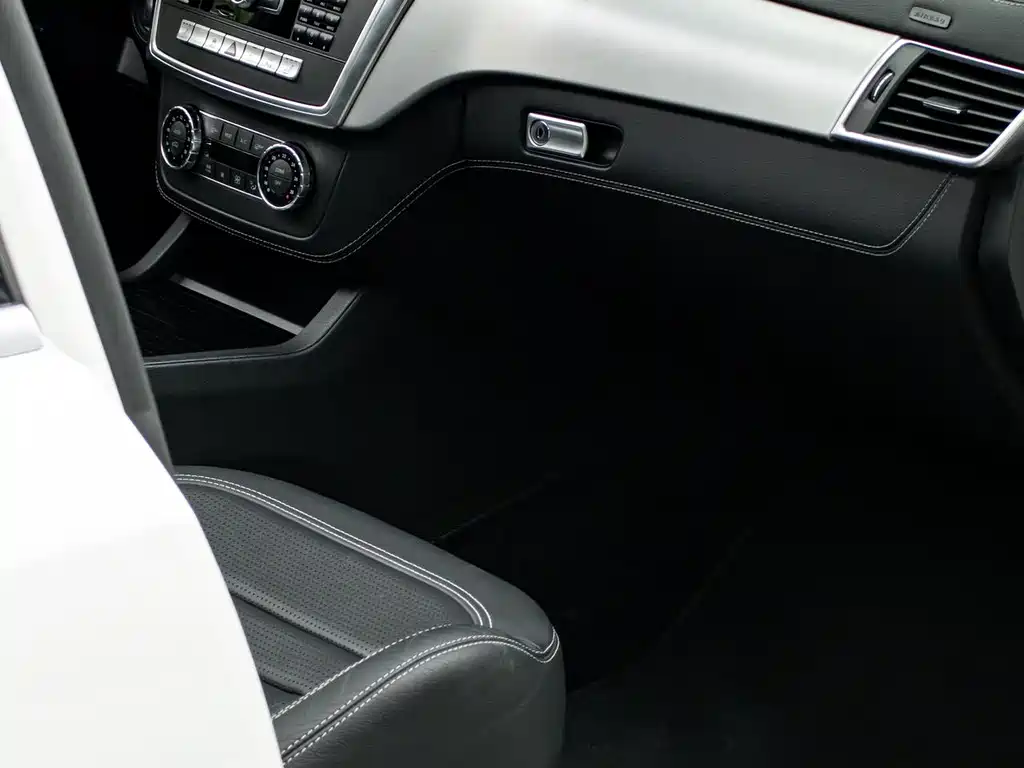 Mercedes-Benz M-Class AMG 2013 — фото 11