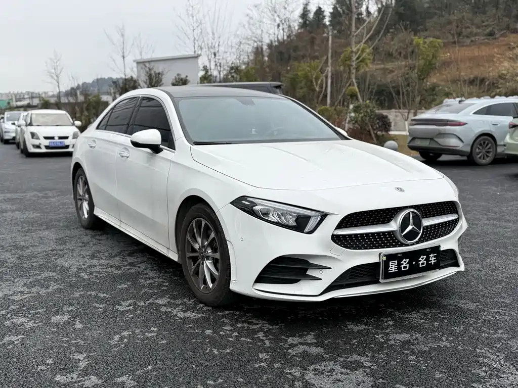 Mercedes-Benz A-Class 2022 — фото 3