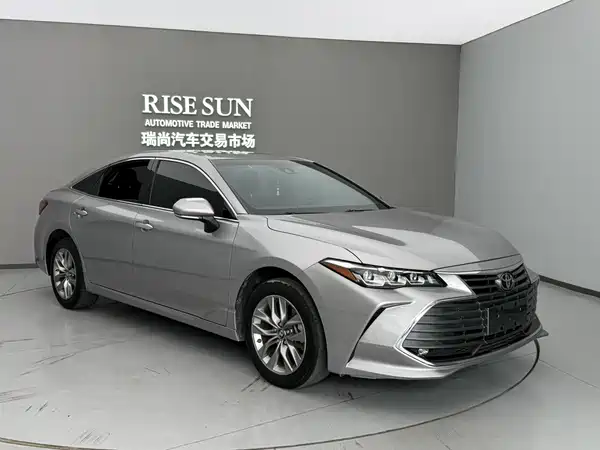 Toyota Avalon 2022