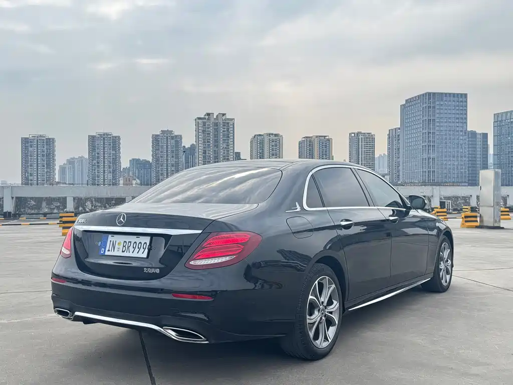 Mercedes-Benz E-Class 2020 — фото 13