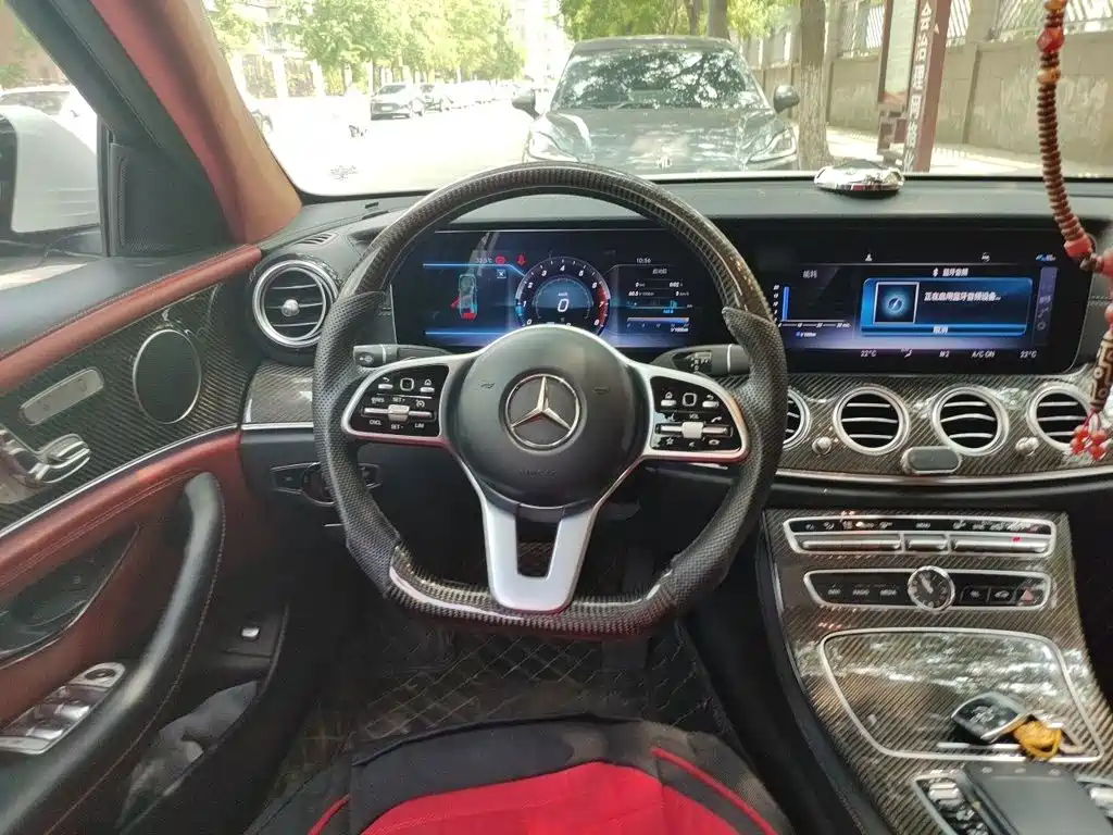 Mercedes-Benz E-Class 2019 — фото 11