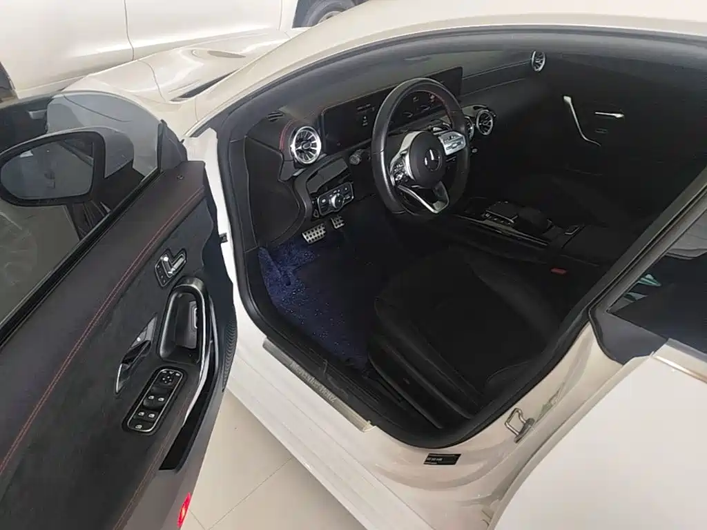 Mercedes-Benz CLA 2021 — фото 16