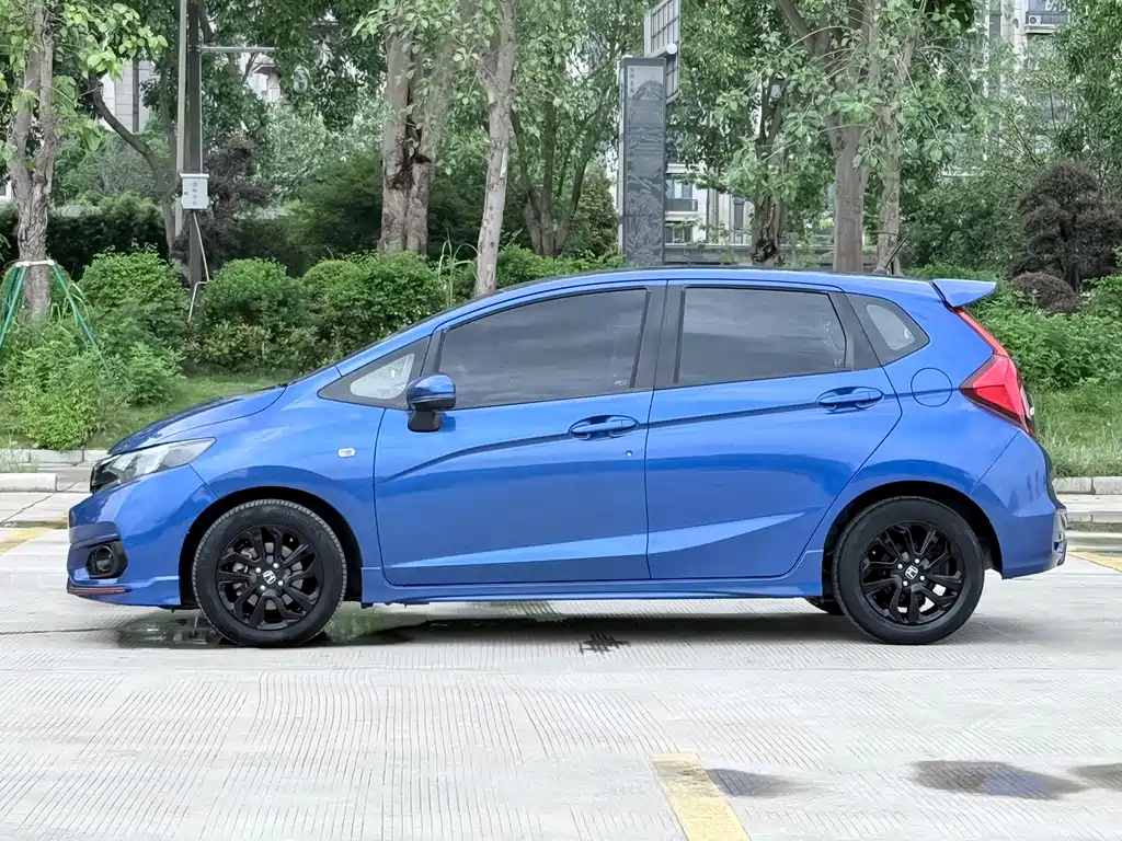 Honda Fit 2019 — фото 7