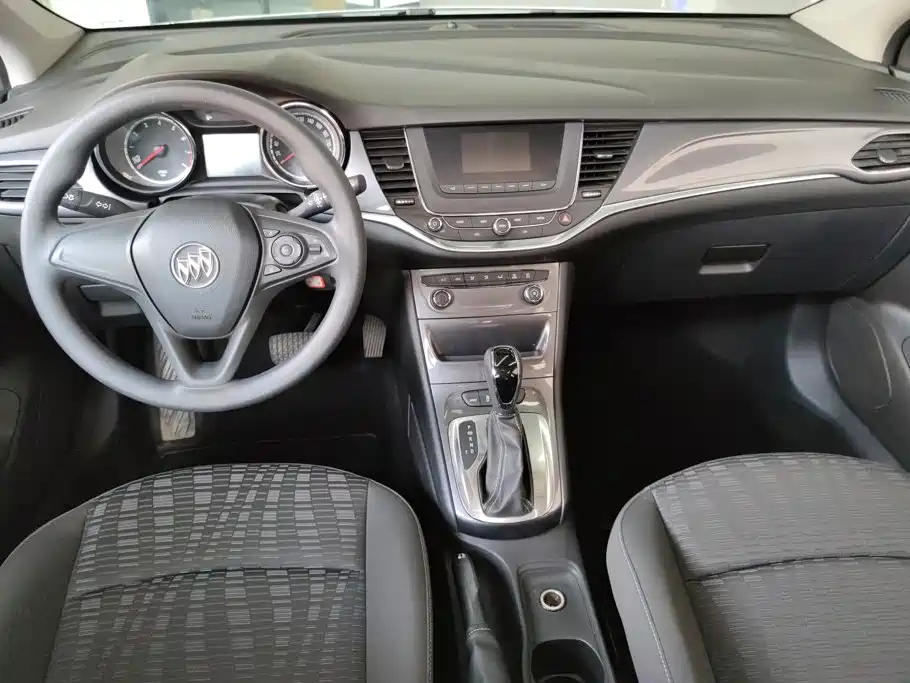 Buick Verano 2016 — фото 12