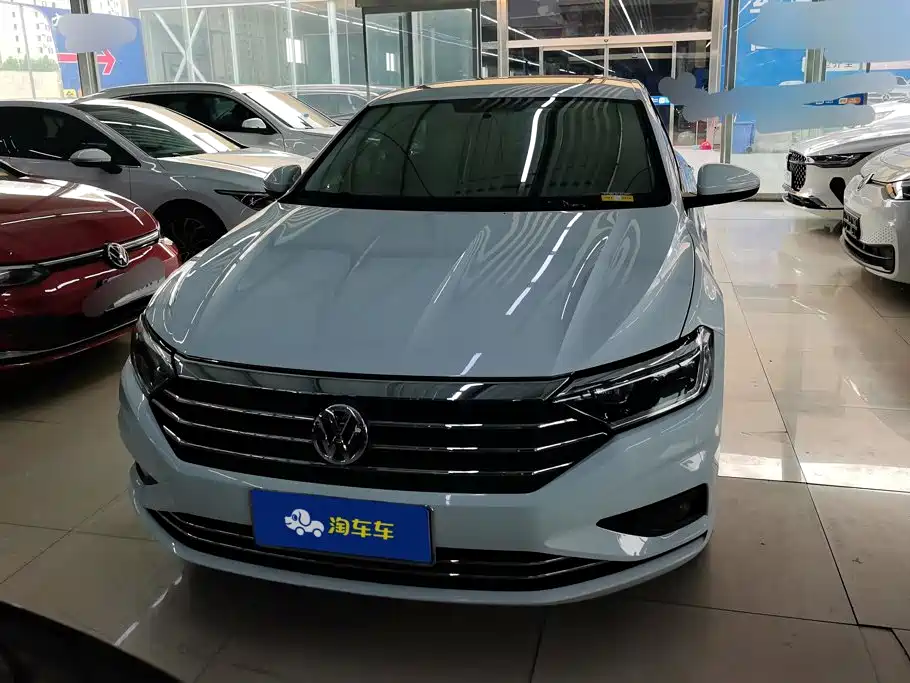 Volkswagen Sagitar 2022