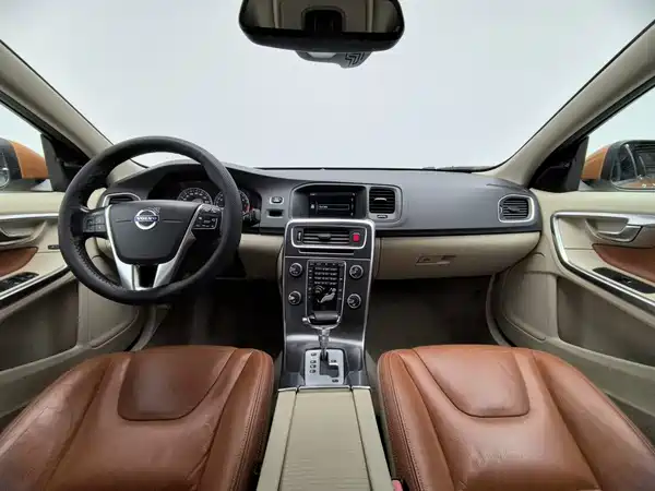 Volvo S60 2011