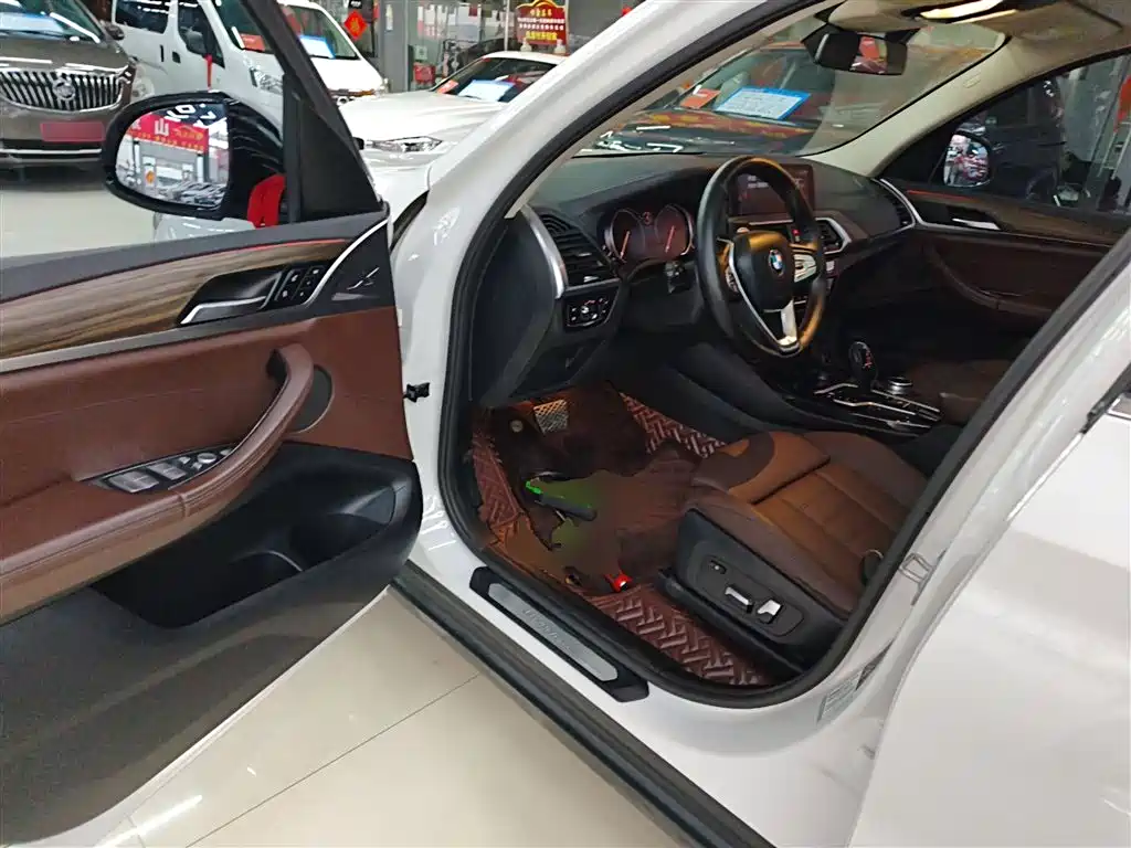 BMW X3 2019 — фото 12
