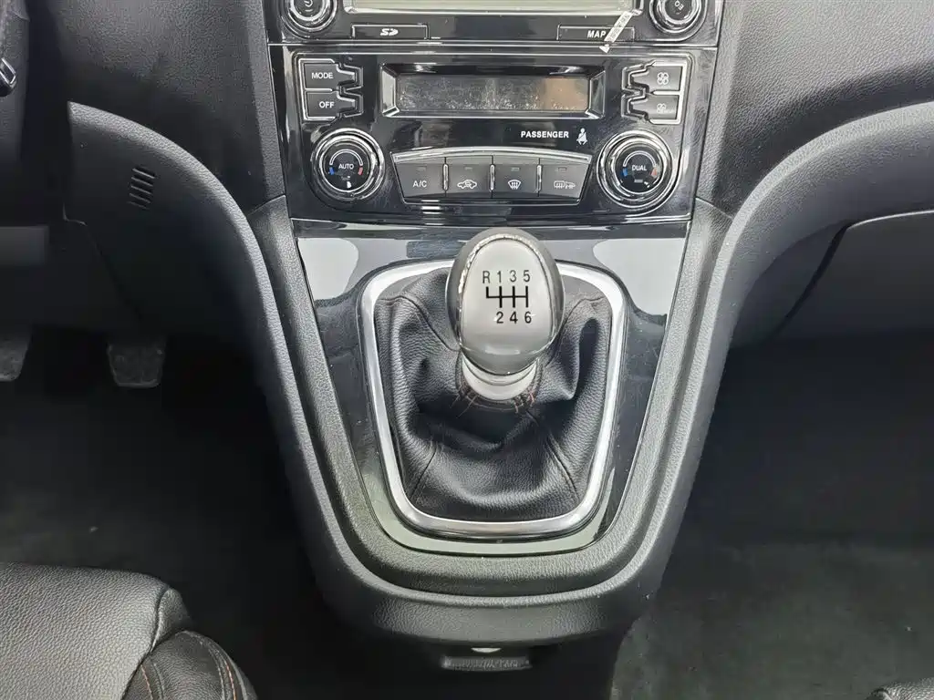 Haval H6 2015 — фото 13