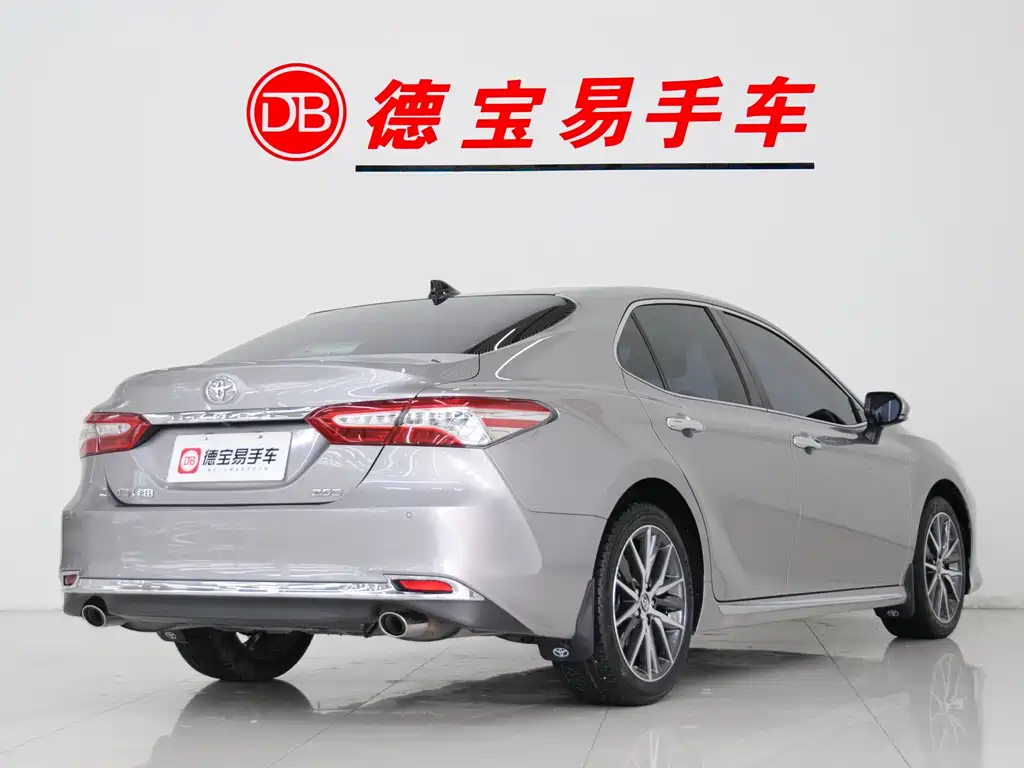 Toyota Camry 2024 — фото 5