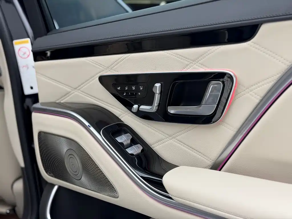 Mercedes-Benz Maybach S-Class 2023 — фото 9