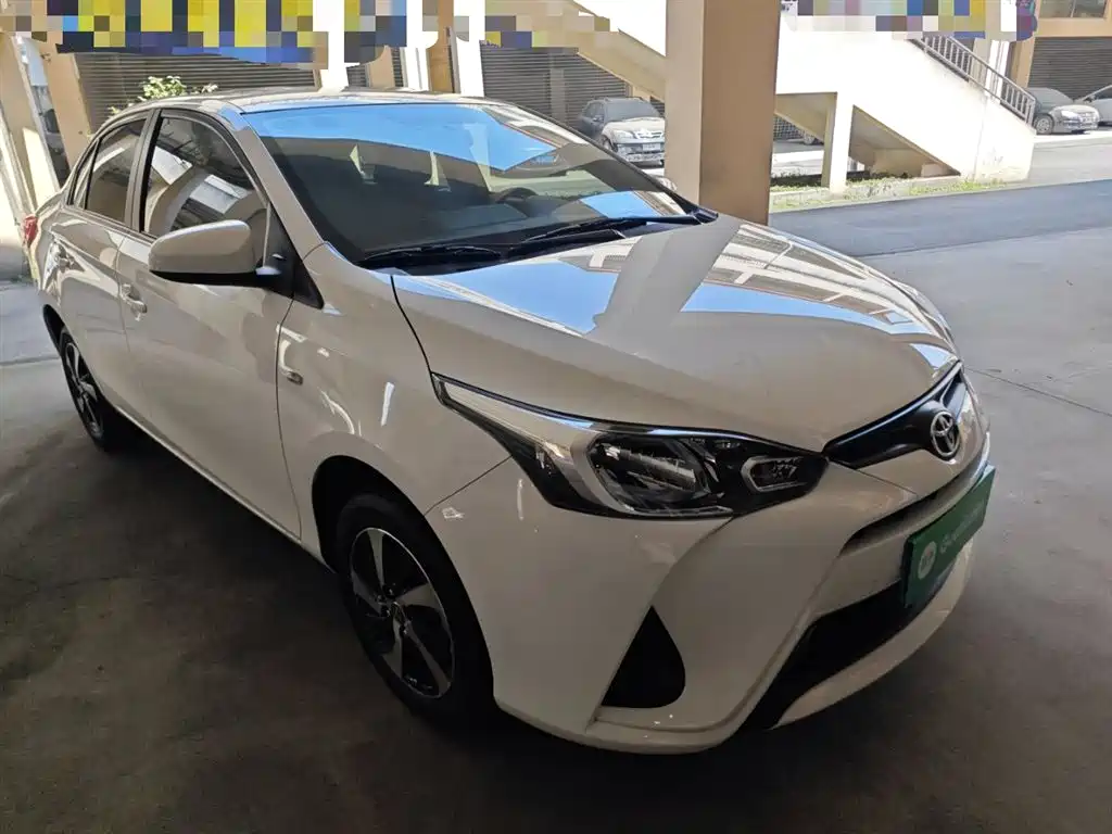 Toyota Yaris L 2019 — фото 4