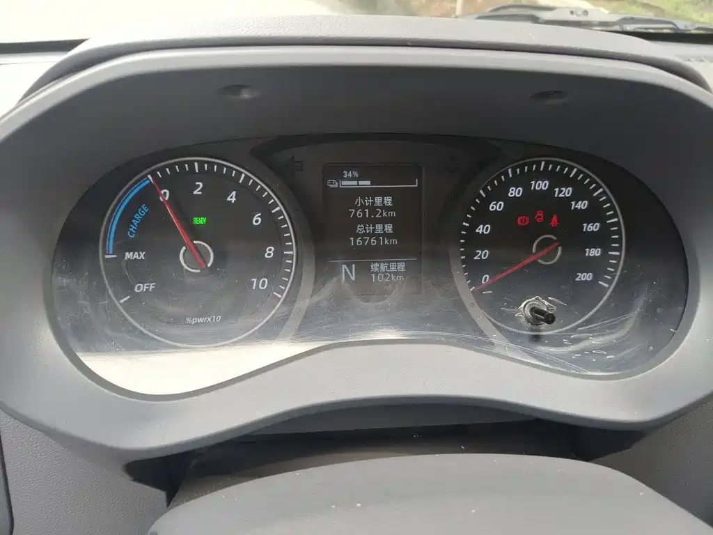 Wuling Yangguang 2025