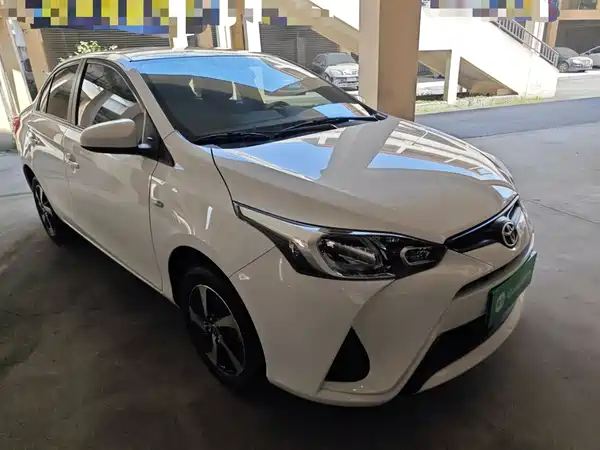 Toyota Yaris L 2019