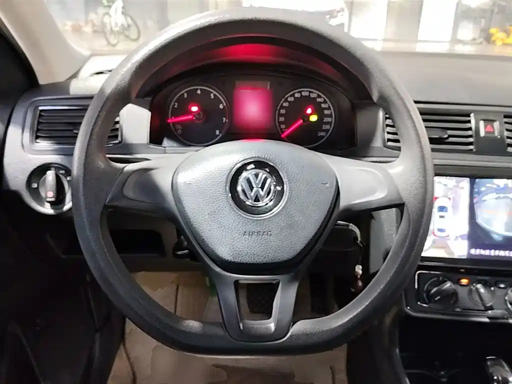 Volkswagen Santana 2019 — фото 11