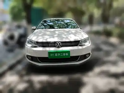 Volkswagen Sagitar 2014