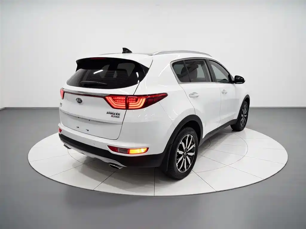 Kia KX5 2017 — фото 5