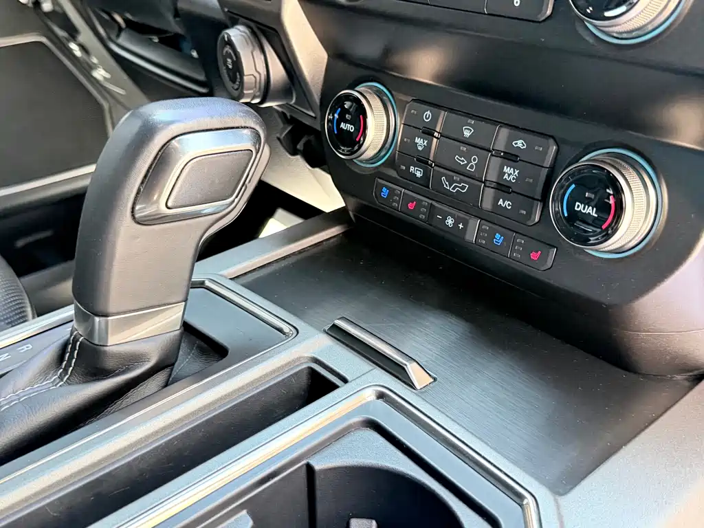Ford F-150 Raptor 2020 — фото 16