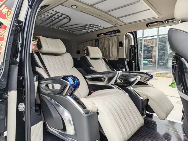 Mercedes-Benz Vito 2023