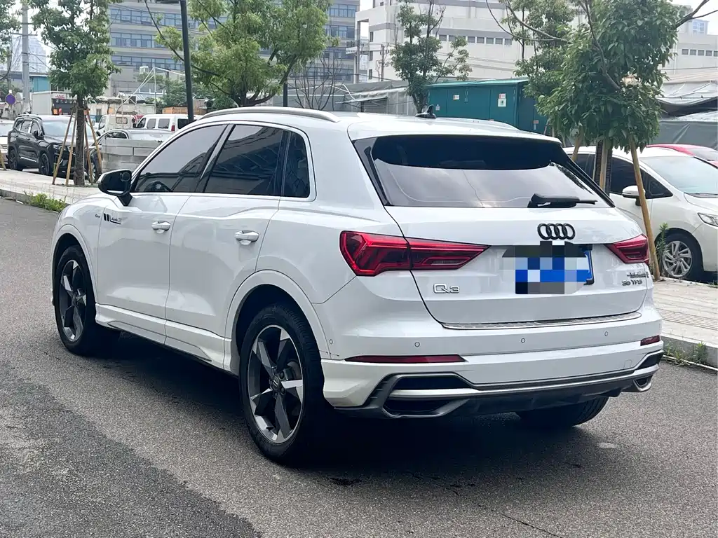 Audi Q3 2021