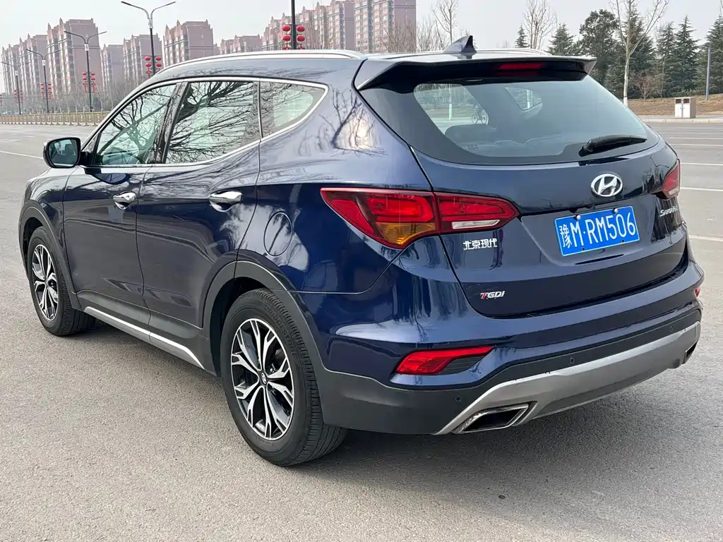 Hyundai Santa Fe 2017 — фото 7