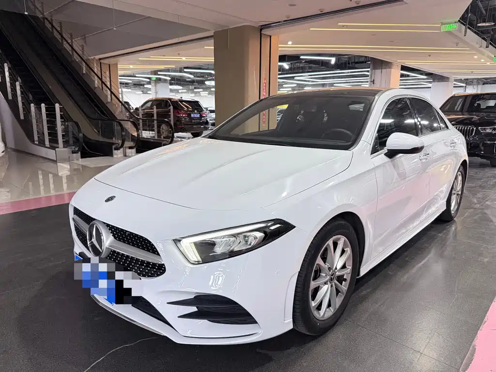 Mercedes-Benz A-Class 2020 — фото 1