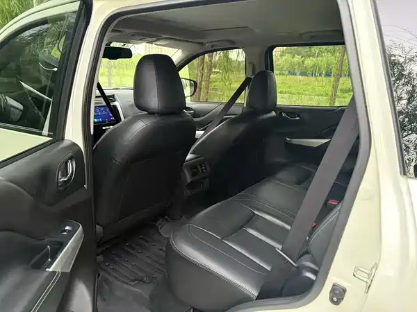 Nissan Terra 2021