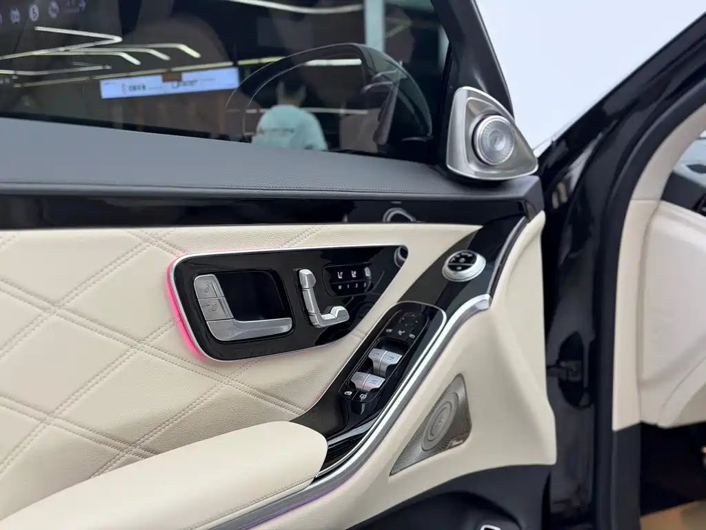 Mercedes-Benz Maybach S-Class 2023 — фото 10