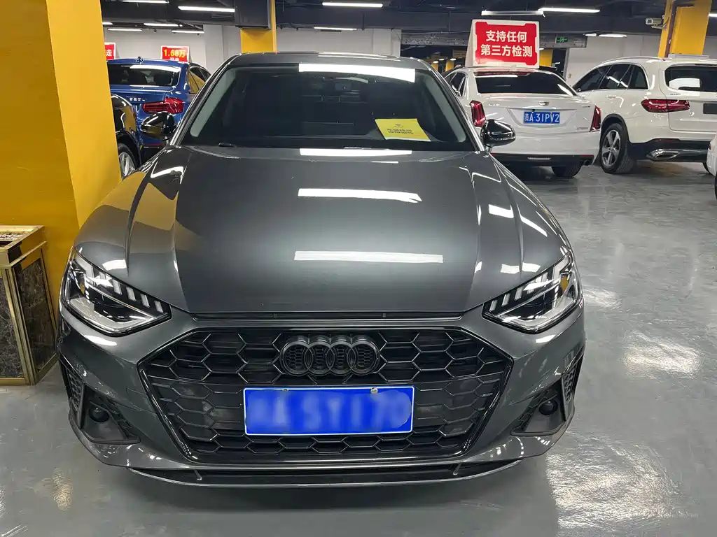 Audi A4L 2021