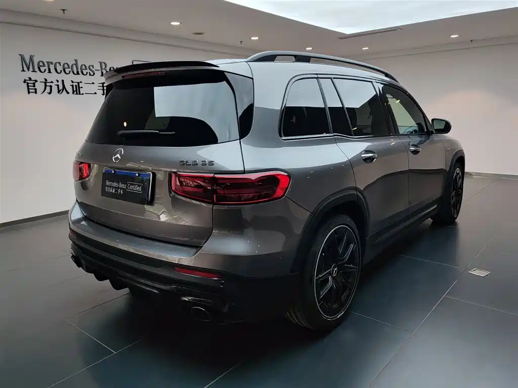 Mercedes-Benz GLB AMG 2025 — фото 19