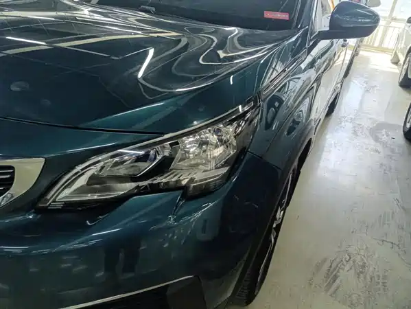 Peugeot 5008 2017
