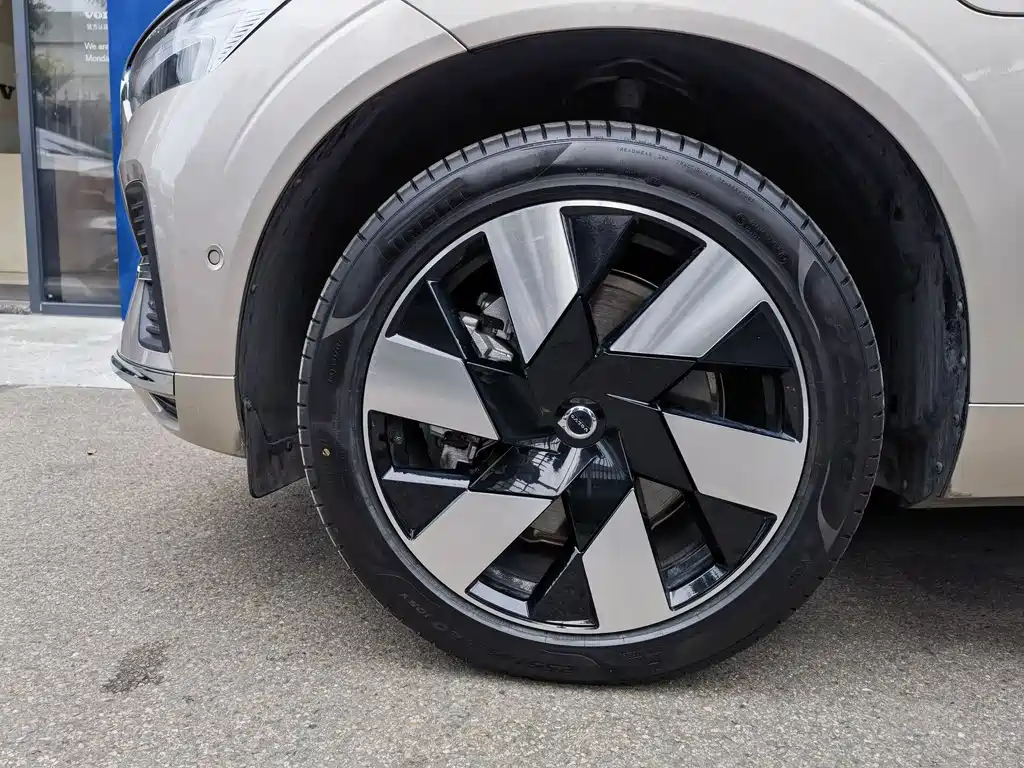Volvo XC60 PHEV 2024 — фото 22