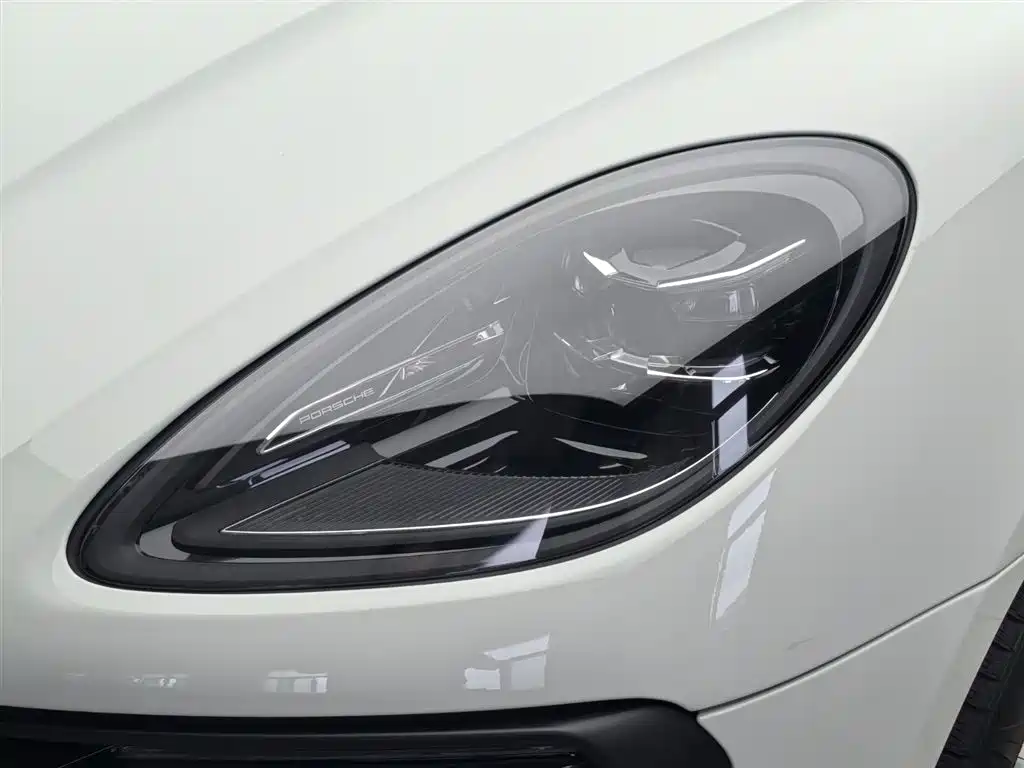 Porsche Macan 2024 — фото 9