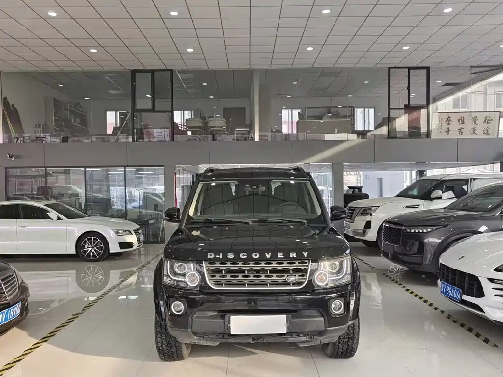 Land Rover Discovery 2013 — фото 1