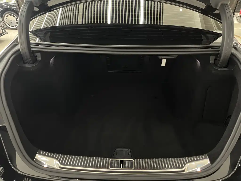 Mercedes-Benz S-Class 2023 — фото 29