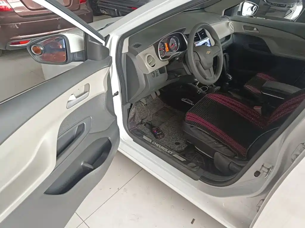 Chevrolet Sail 2015 — фото 16