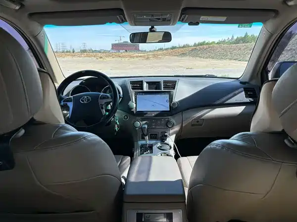 Toyota Highlander 2013