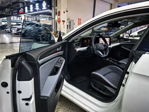 Volkswagen Lamando 2023