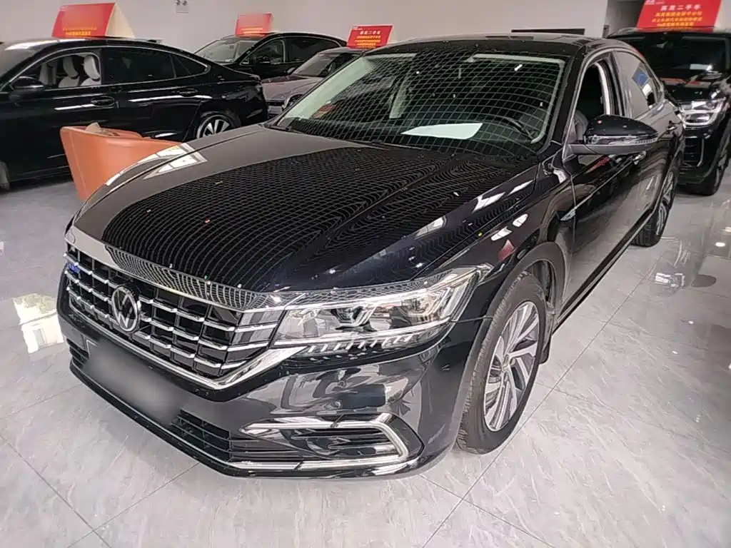 Volkswagen Passat PHEV 2021