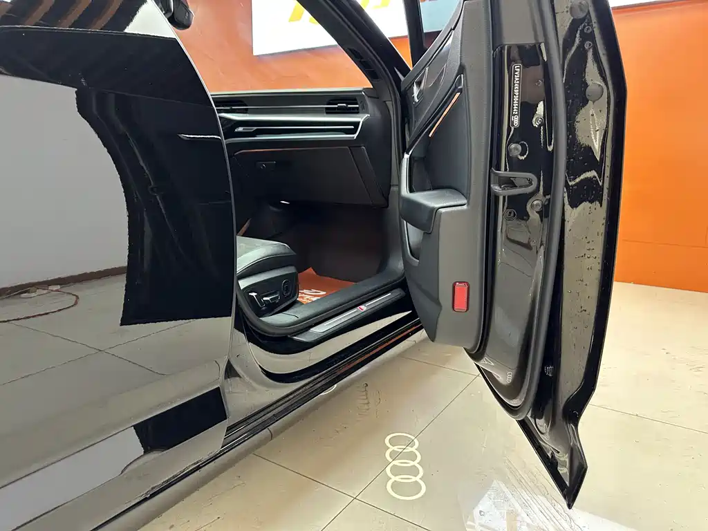 Audi A6L 2023 — фото 19