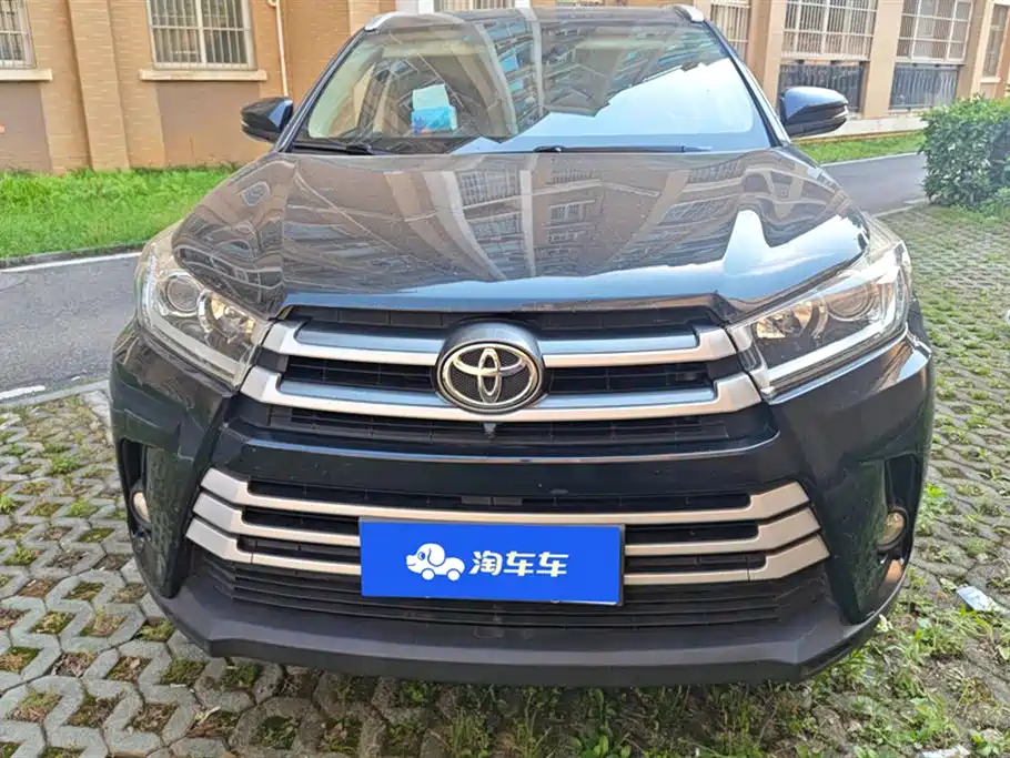 Toyota Highlander 2020 — фото 2